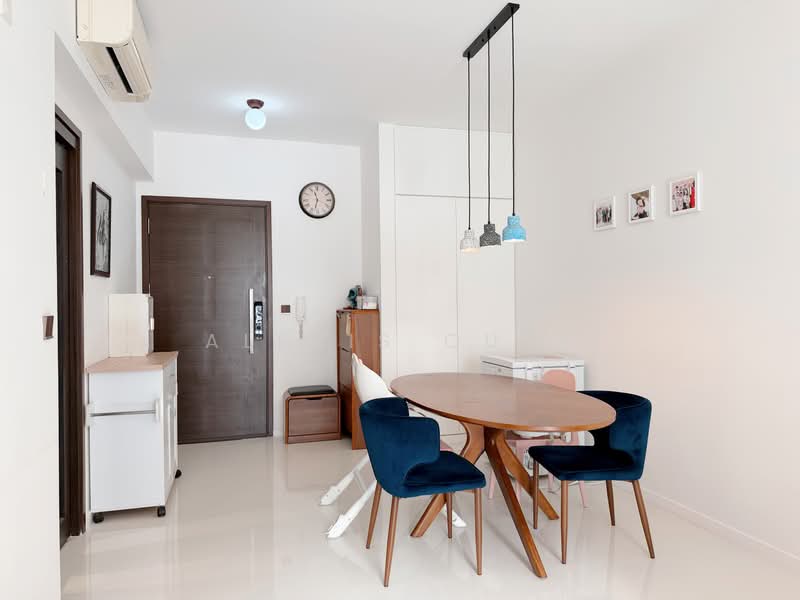 Heron Bay, 55 Upper Serangoon View, 3 Bedrooms, 1,033 sqft, Executive Condominium For Sale, by Alexis Quek, 500163135 - Dining Room - PropertyGuru.com.sg