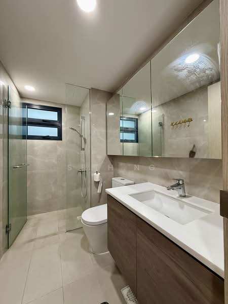 Treasure at Tampines, 53 Tampines Lane, 3 Bedrooms, 1,033 sqft, Condominium For Rent, by Seth Ng, 500163139 - Bathroom - PropertyGuru.com.sg