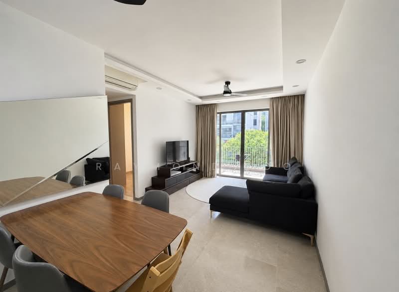 Stratum, 86 Elias Road, 4 Bedrooms, 1,475 sqft, Condominium For Sale, by Raymond Foo, 500163141 - Living Room - PropertyGuru.com.sg