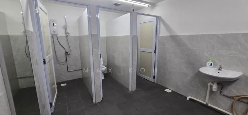 Kian teck, Kian teck, 14,273 sqft, Factory / Workshop (B2) For Sale, by Max Koh, 500163143 - Bathroom - CommercialGuru.com.sg