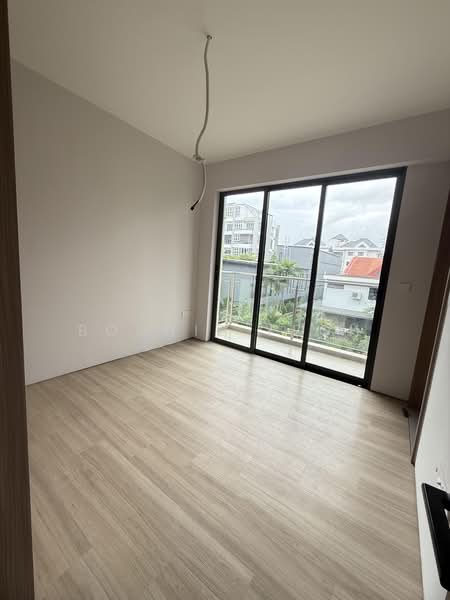 One 33 residences, , 2 Bedrooms, 1,152 sqft, Condominium For Rent, by Bonnie Yeoh, 500163160 - Balcony - PropertyGuru.com.sg