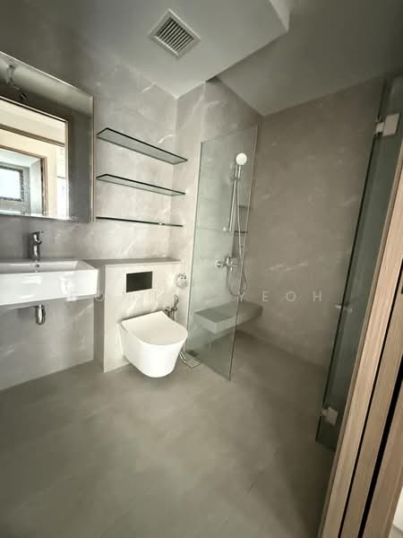 One 33 residences, , 2 Bedrooms, 1,152 sqft, Condominium For Rent, by Bonnie Yeoh, 500163160 - Bathroom - PropertyGuru.com.sg