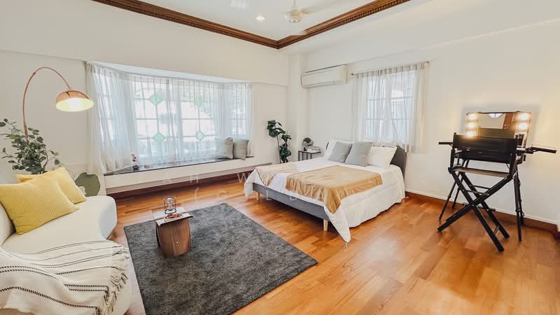 Rare Detached Bungalow Near Novena D11, Gentle Drive, 5 Bedrooms, 2,900 sqft, Detached House For Sale, by Seah Wan Peng (Gilda), 500163161 - Master Bedroom - PropertyGuru.com.sg