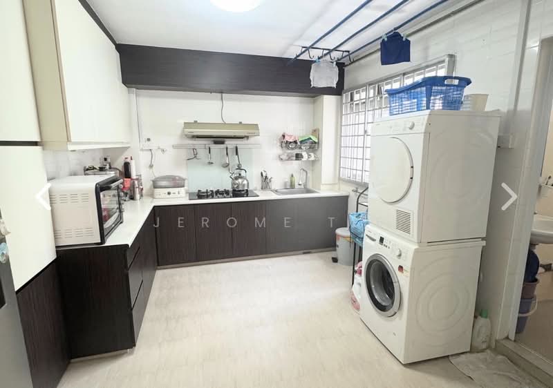 553 Pasir Ris Street 51, 553 Pasir Ris Street 51, 3 Bedrooms, 1,324 sqft, HDB Flat For Sale, by Jerome Tee, 500163167 - Kitchen - PropertyGuru.com.sg