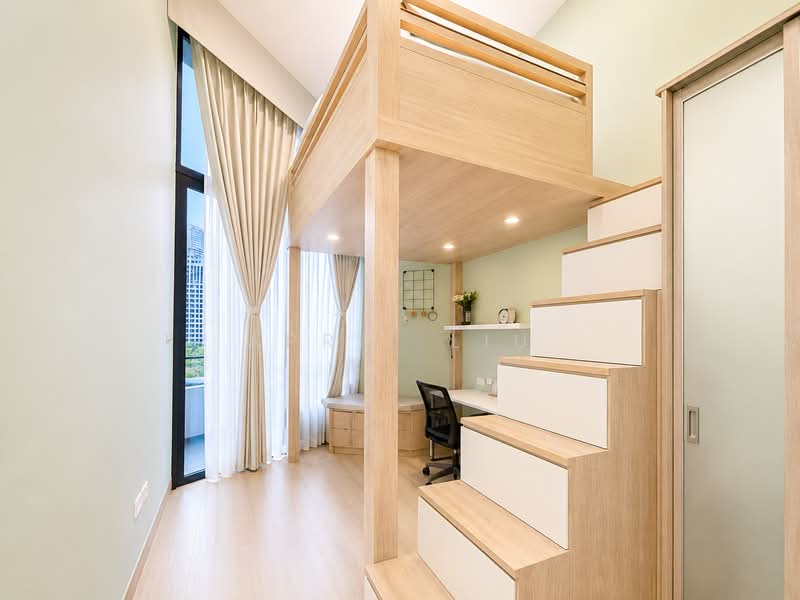 The Crest, 107 Prince Charles Crescent, 4 Bedrooms, 1,873 sqft, Condominium For Rent, by April Liu, 500163170 - Junior master with loft bed - PropertyGuru.com.sg