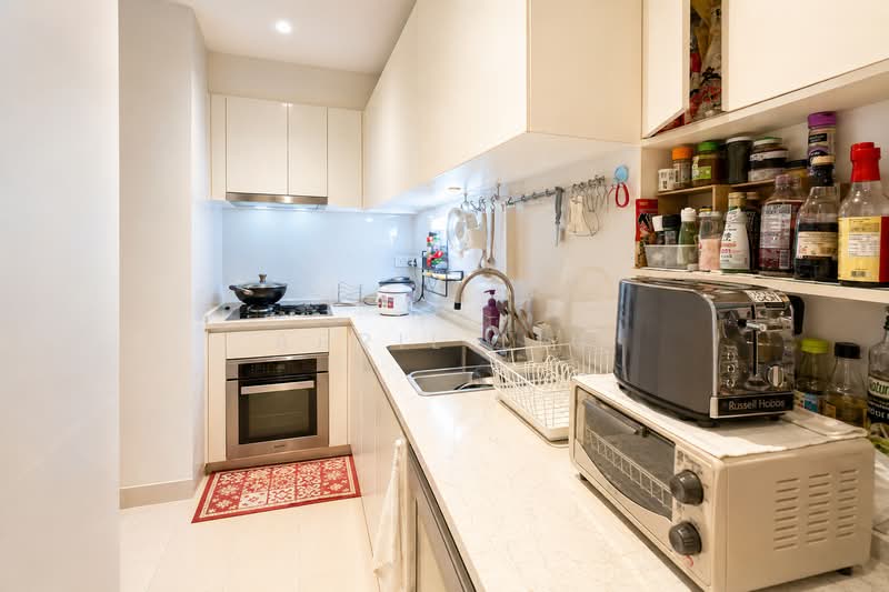 The Crest, 107 Prince Charles Crescent, 4 Bedrooms, 1,873 sqft, Condominium For Rent, by April Liu, 500163170 - Kitchen - PropertyGuru.com.sg
