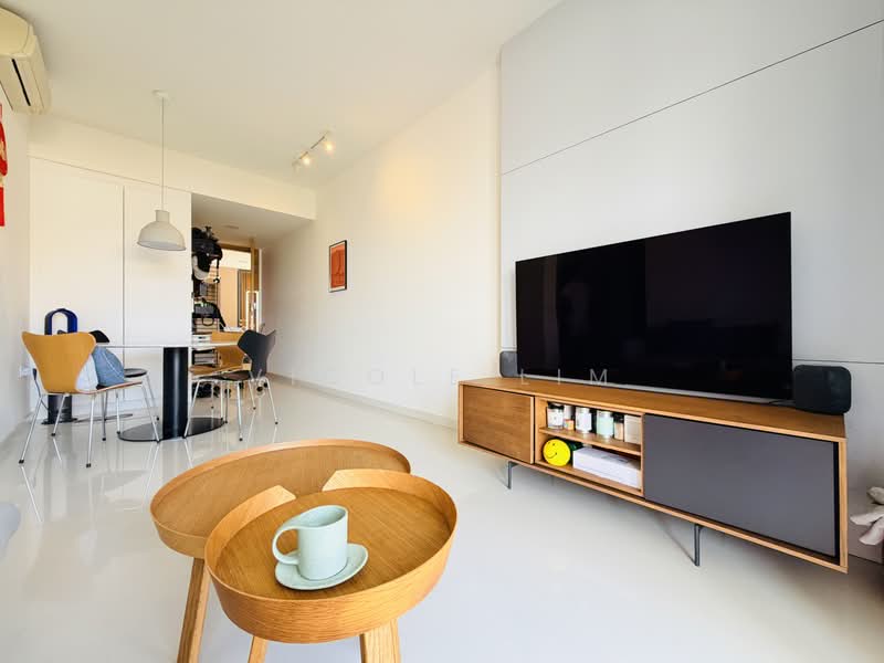 Bartley Ridge, 36 Mount Vernon Road, 2 Bedrooms, 732 sqft, Condominium For Sale, by Vicole Lim, 500163172 - Living Room - PropertyGuru.com.sg