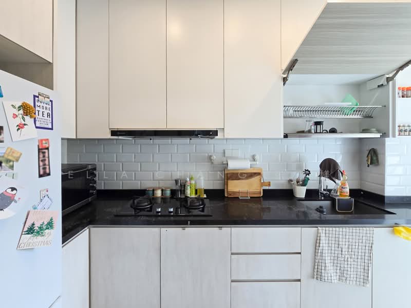 Seraya Breeze, 3 Seraya Road, 3 Bedrooms, 1,001 sqft, Apartment For Sale, by Ella Chang 张慧媄, 500163188 - Kitchen - PropertyGuru.com.sg