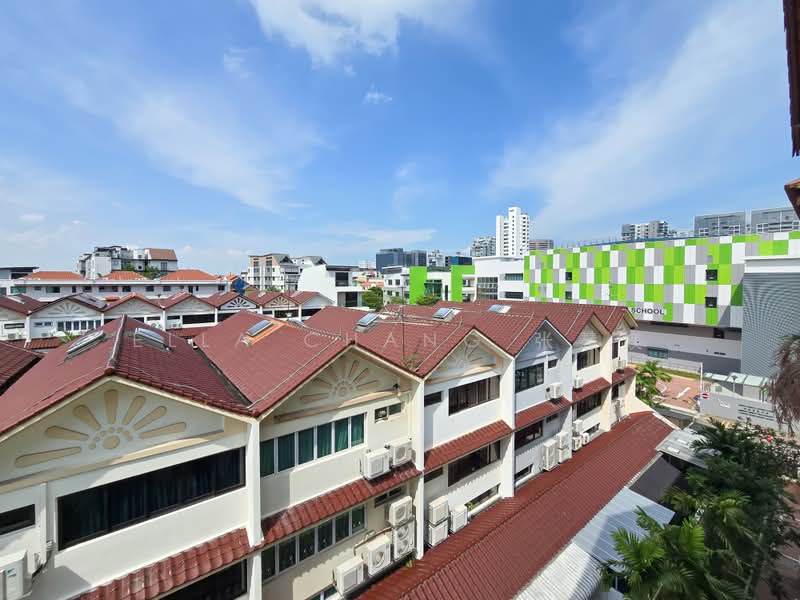 Seraya Breeze, 3 Seraya Road, 3 Bedrooms, 1,001 sqft, Apartment For Sale, by Ella Chang 张慧媄, 500163188 - Exterior - PropertyGuru.com.sg