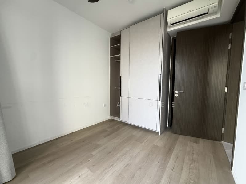 Clavon, Clementi Avenue 1, 2 Bedrooms, 764 sqft, Condominium For Rent, by Lim Kar Gee, 500163189 - Master Bedroom - PropertyGuru.com.sg