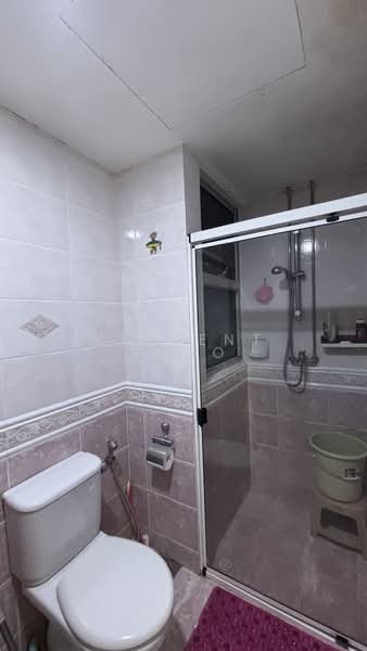 The Bayshore, 22 Bayshore Road, 3 Bedrooms, 1,184 sqft, Condominium For Sale, by Vincent Khoo, 500163190 - Bathroom - PropertyGuru.com.sg