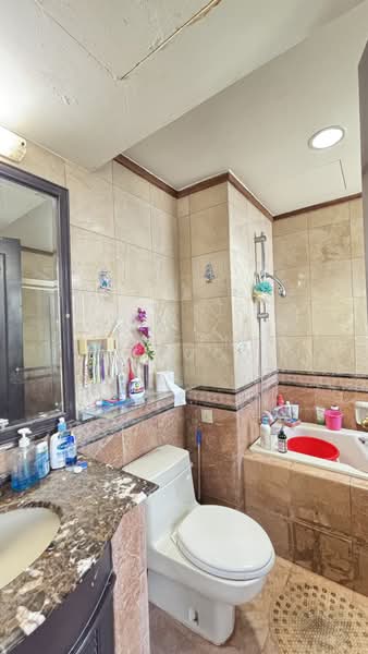 The Bayshore, 22 Bayshore Road, 3 Bedrooms, 1,184 sqft, Condominium For Sale, by Vincent Khoo, 500163190 - Bathroom - PropertyGuru.com.sg