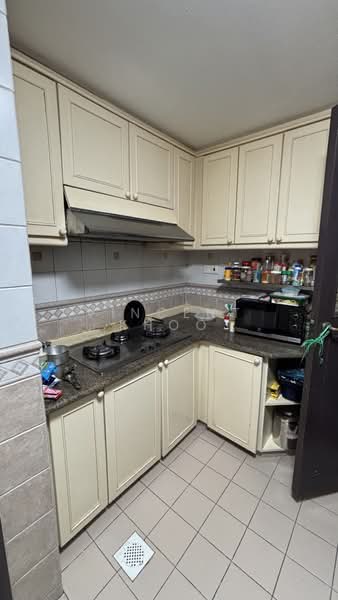 The Bayshore, 22 Bayshore Road, 3 Bedrooms, 1,184 sqft, Condominium For Sale, by Vincent Khoo, 500163190 - Kitchen - PropertyGuru.com.sg