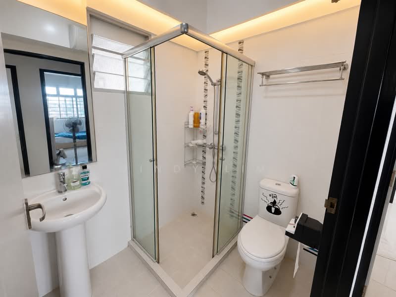 442C Fajar Road, 442C Fajar Road, 3 Bedrooms, 1,001 sqft, HDB Flat For Sale, by Mindy Lim, 500163192 - Bathroom - PropertyGuru.com.sg