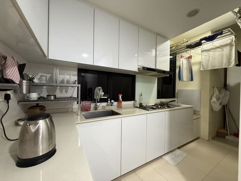 Heritage View, 10 Dover Rise, 3 Bedrooms, 1,195 sqft, Condominium For Sale, by He Yifei, 500163197 - Kitchen - PropertyGuru.com.sg