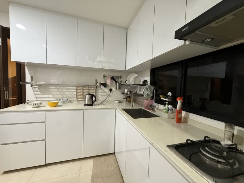 Heritage View, 10 Dover Rise, 3 Bedrooms, 1,195 sqft, Condominium For Sale, by He Yifei, 500163197 - Kitchen - PropertyGuru.com.sg