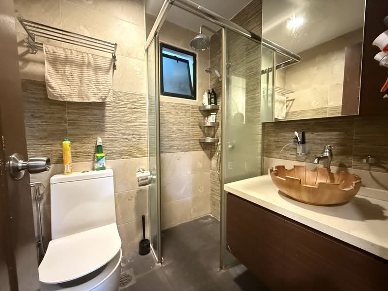 Heritage View, 10 Dover Rise, 3 Bedrooms, 1,195 sqft, Condominium For Sale, by He Yifei, 500163197 - Bathroom - PropertyGuru.com.sg