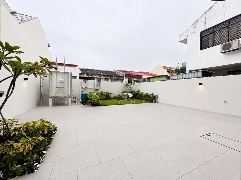 Brand New Semi-Detached With Lift and Pool In Kovan Estate, Rosyth Road / Hillside Drive / Phillips Avenue, 6 Bedrooms, 9,422 sqft, Semi-Detached House For Sale, by Andy Cheng, 500163200 - Backyard - PropertyGuru.com.sg