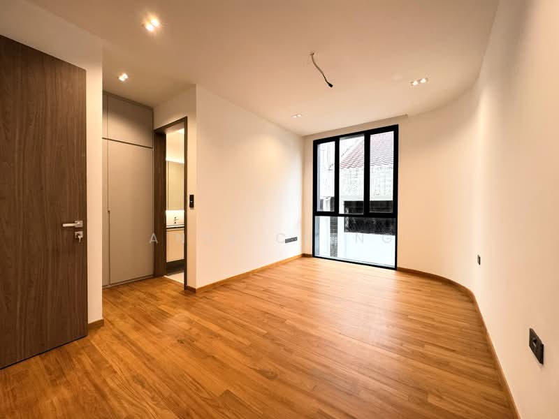 Brand New Semi-Detached With Lift and Pool In Kovan Estate, Rosyth Road / Hillside Drive / Phillips Avenue, 6 Bedrooms, 9,422 sqft, Semi-Detached House For Sale, by Andy Cheng, 500163200 - Bedroom - PropertyGuru.com.sg