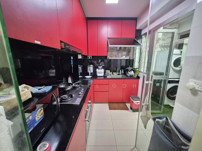 409A Northshore Drive, 409A Northshore Drive, 2 Bedrooms, 721 sqft, HDB Flat For Sale, by Hazel Goh, 500163217 - Kitchen - PropertyGuru.com.sg