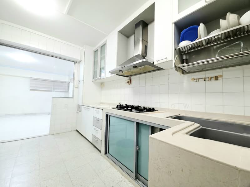 343 Choa Chu Kang Loop, 343 Choa Chu Kang Loop, 4 Bedrooms, 1,356 sqft, HDB Flat For Sale, by Priscilla Low, 500163220 - Kitchen - PropertyGuru.com.sg