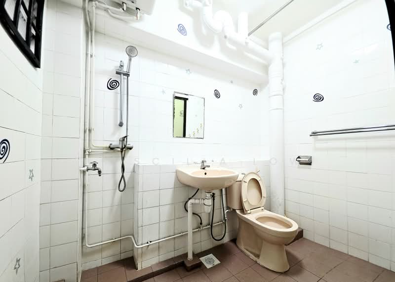 343 Choa Chu Kang Loop, 343 Choa Chu Kang Loop, 4 Bedrooms, 1,356 sqft, HDB Flat For Sale, by Priscilla Low, 500163220 - Bathroom - PropertyGuru.com.sg