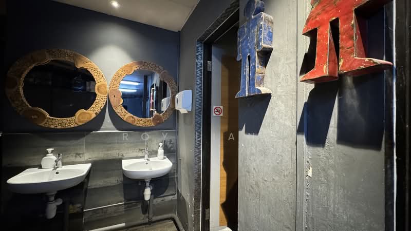 🤩 8 Hamilton Road 🤩, 8 Hamilton Road, 2,001 sqft, Food & Beverage For Rent, by Roy Liang, 500163227 - Bathroom - CommercialGuru.com.sg