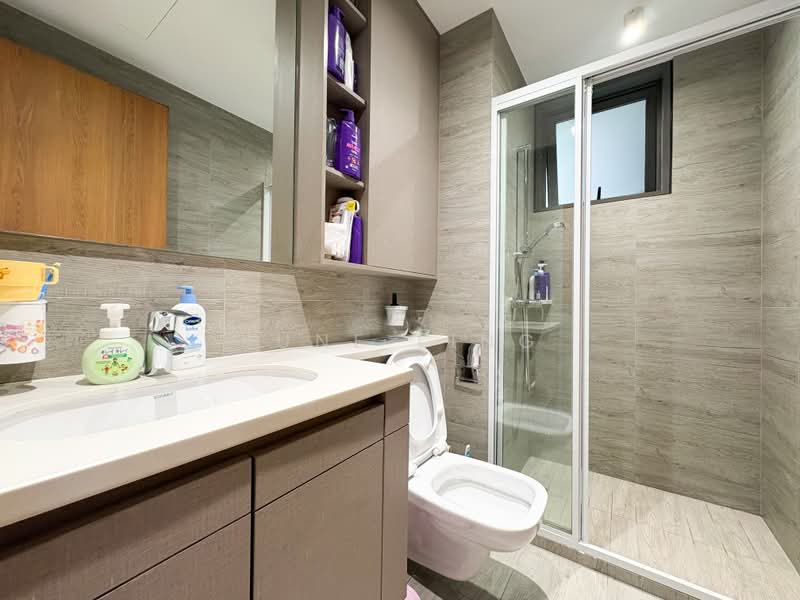 Rivercove Residences EC, 40 Anchorvale Ln, 3 Bedrooms, 958 sqft, Condominium For Rent, by June Ling, 500163229 - Bathroom - PropertyGuru.com.sg