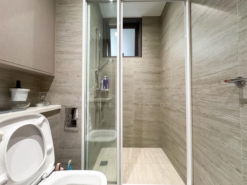 Rivercove Residences EC, 40 Anchorvale Ln, 3 Bedrooms, 958 sqft, Condominium For Rent, by June Ling, 500163229 - Bathroom - PropertyGuru.com.sg