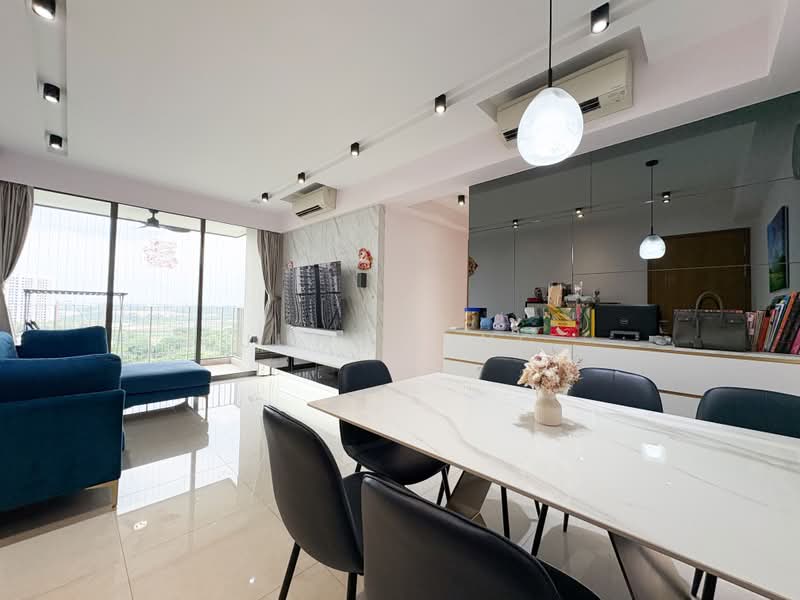Rivercove Residences EC, 40 Anchorvale Ln, 3 Bedrooms, 958 sqft, Condominium For Rent, by June Ling, 500163229 - Living Room - PropertyGuru.com.sg