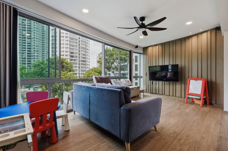 Astor Green, 7 Pine Grove, 3 Bedrooms, 1,528 sqft, Condominium For Sale, by Teddy Juay, 500163232 - Living Room - PropertyGuru.com.sg