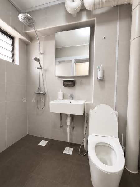 445 Sin Ming Avenue, 445 Sin Ming Avenue, 4 Bedrooms, 1,173 sqft, HDB Flat For Sale, by GANESHKUMAR K, 500163241 - Bathroom - PropertyGuru.com.sg