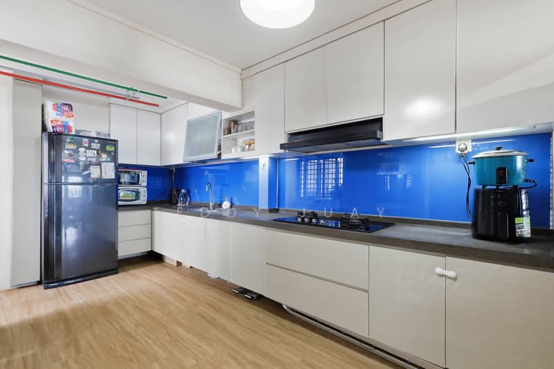 32 Bedok South Avenue 2, 32 Bedok South Avenue 2, 3 Bedrooms, 1,270 sqft, HDB Flat For Sale, by Teddy Juay, 500163242 - Kitchen - PropertyGuru.com.sg