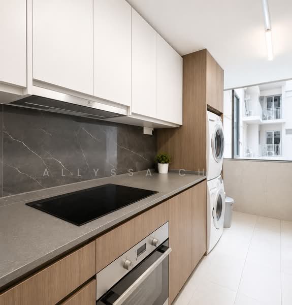 The Watergardens at Canberra, 45 Canberra Drive, 4 Bedrooms, 1,302 sqft, Condominium For Sale, by Allyssa Chan, 500163247 - Kitchen - PropertyGuru.com.sg