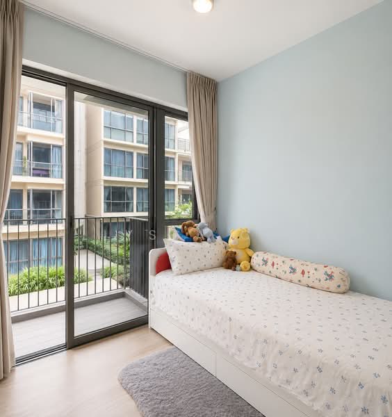 The Watergardens at Canberra, 45 Canberra Drive, 4 Bedrooms, 1,302 sqft, Condominium For Sale, by Allyssa Chan, 500163247 - Bedroom - PropertyGuru.com.sg