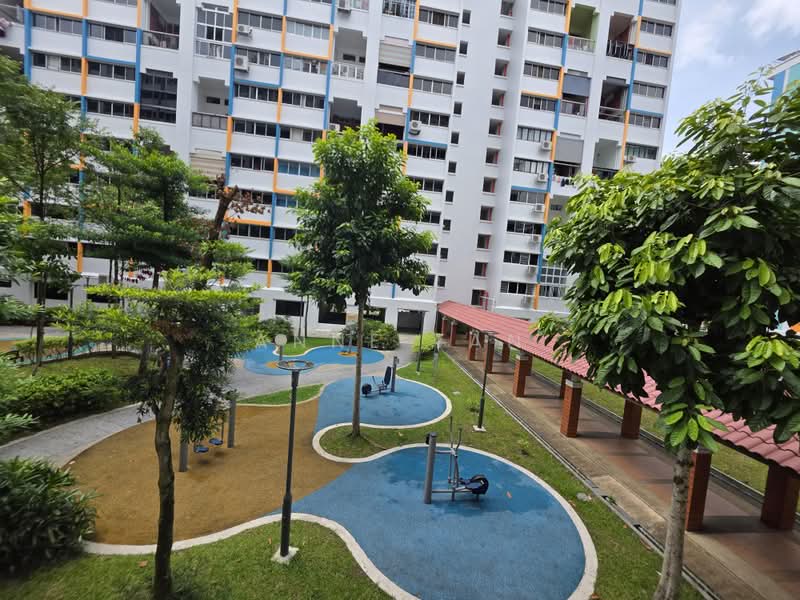 119 Teck Whye Lane, 119 Teck Whye Lane, 3 Bedrooms, 1,119 sqft, HDB Flat For Sale, by Anne Tan, 500163264 - Exterior - PropertyGuru.com.sg