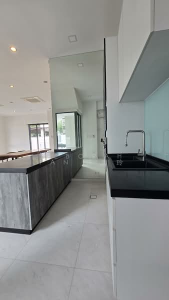 Ponggol Seaview Bungalow, Ponggol 24th ave, 6 Bedrooms, 5,200 sqft, Bungalow House For Sale, by Deborah Tan 陈素玲, 500163275 - PropertyGuru.com.sg
