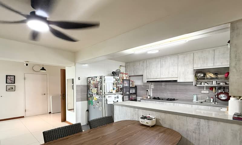 338C Anchorvale Crescent, 338C Anchorvale Crescent, 3 Bedrooms, 1,001 sqft, HDB Flat For Sale, by Elaine Lee, 500163289 - Kitchen - PropertyGuru.com.sg