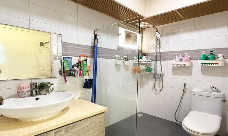 338C Anchorvale Crescent, 338C Anchorvale Crescent, 3 Bedrooms, 1,001 sqft, HDB Flat For Sale, by Elaine Lee, 500163289 - Bathroom - PropertyGuru.com.sg
