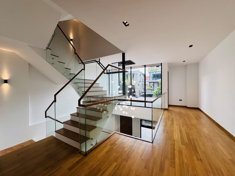 Brand New Terrace, 4 levels with Lift, 6 bedrooms ensuite, park 2 cars inside, near to Sembawang Beach, call 8130 3636 to view, 6 Bedrooms, 4,834 sqft, Terraced House For Sale, by Kim Yan 金燕, 500163295 - Interior - PropertyGuru.com.sg