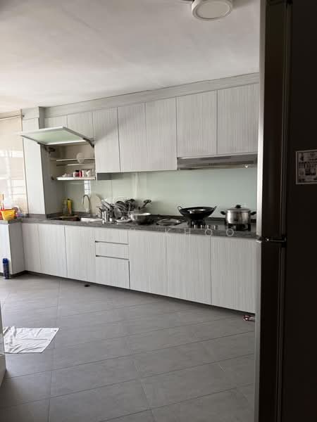 225 Yishun Street 21, 225 Yishun Street 21, 3 Bedrooms, 1,496 sqft, HDB Flat For Rent, by Ally Khoo, 500163306 - Kitchen - PropertyGuru.com.sg