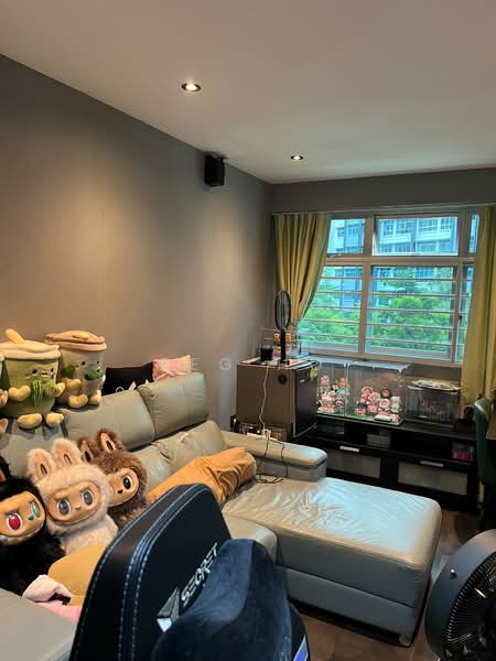 432A Yishun Avenue 1, 432A Yishun Avenue 1, 3 Bedrooms, 1,206 sqft, HDB Flat For Sale, by Peg Ho, 500163335 - Home theatre room - PropertyGuru.com.sg