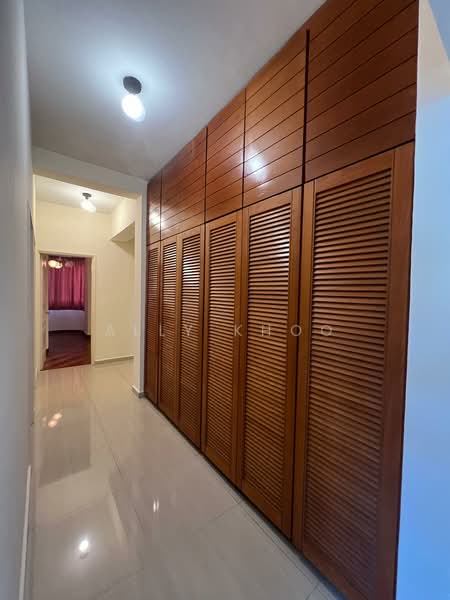 Ocean Park, 520 East Coast Road, 3 Bedrooms, 2,110 sqft, Condominium For Rent, by Ally Khoo, 500163338 - Corridor - PropertyGuru.com.sg