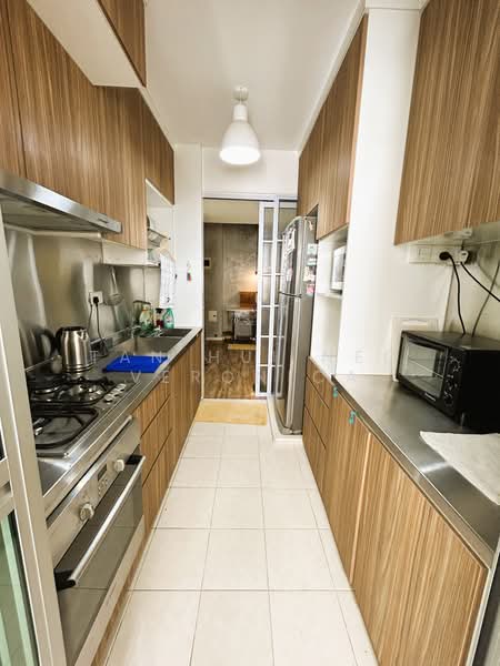 420 Clementi Avenue 1, 420 Clementi Avenue 1, 3 Bedrooms, 1,033 sqft, HDB Flat For Sale, by Tan Hui Neo Veronica, 500163339 - Kitchen - PropertyGuru.com.sg