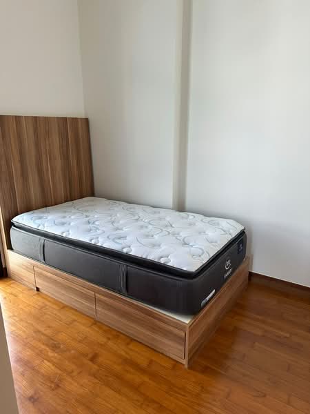 18 Woodsville, 18 Woodsville Close, 3 Bedrooms, 1,100 sqft, Condominium For Rent, by CK Ang, 500163359 - Bedroom - PropertyGuru.com.sg