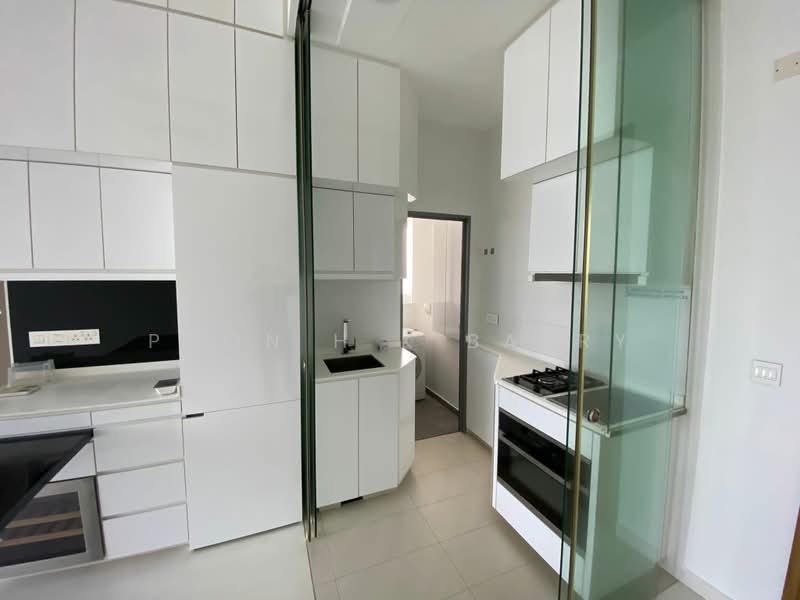 Spottiswoode Suites, 16 Spottiswoode Park Road, 3 Bedrooms, 786 sqft, Condominium For Sale, by Poon H K Barry, 500163372 - Kitchen - PropertyGuru.com.sg