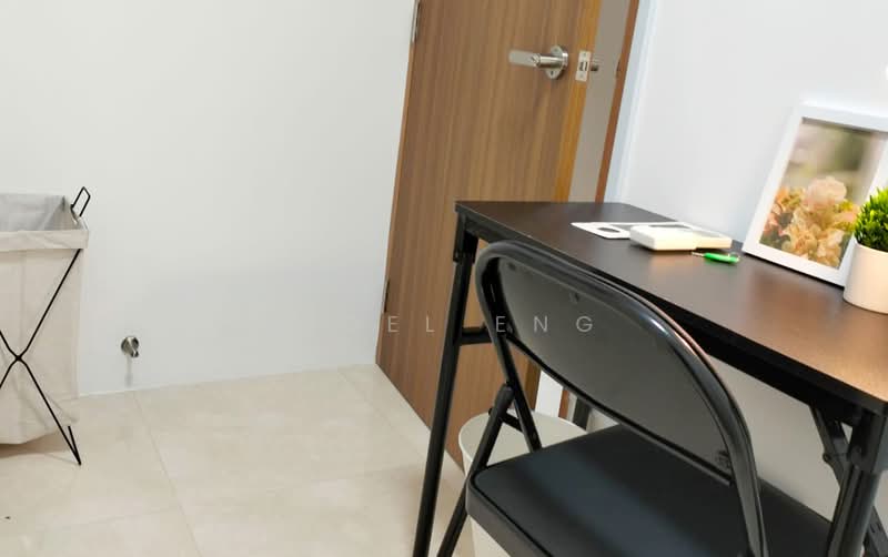 SeaSuites, 252 Pasir Panjang Road, Room Rental, 180 sqft, Apartment For Rent, by Nigel Eng, 500163375 - Study - PropertyGuru.com.sg
