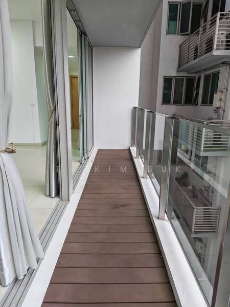 Livia, 73 Pasir Ris Grove, 3 Bedrooms, 1,270 sqft, Condominium For Rent, by Lee Kim Buk, 500163377 - Balcony - PropertyGuru.com.sg