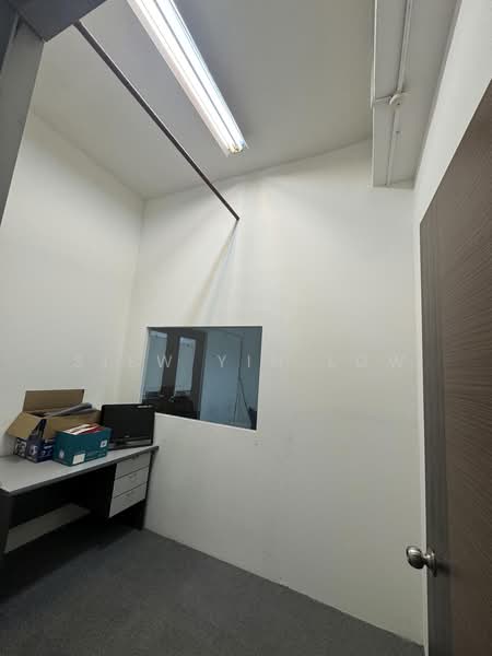 Chancerlodge Complex, 105 Sims Avenue, 1,200 sqft, Light Industrial (B1) For Rent, by Siew Yin Low, 500163387 - Interior - CommercialGuru.com.sg
