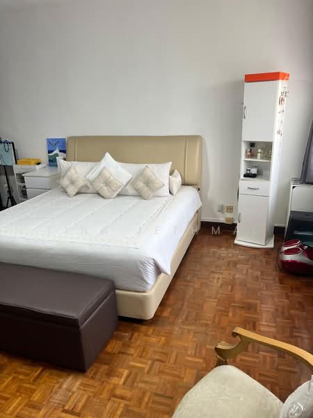 Cairnhill Plaza, 55 Cairnhill Road, 3 Bedrooms, 2,820 sqft, Apartment For Rent, by Tina Jethmal, 500163388 - Bedroom - PropertyGuru.com.sg